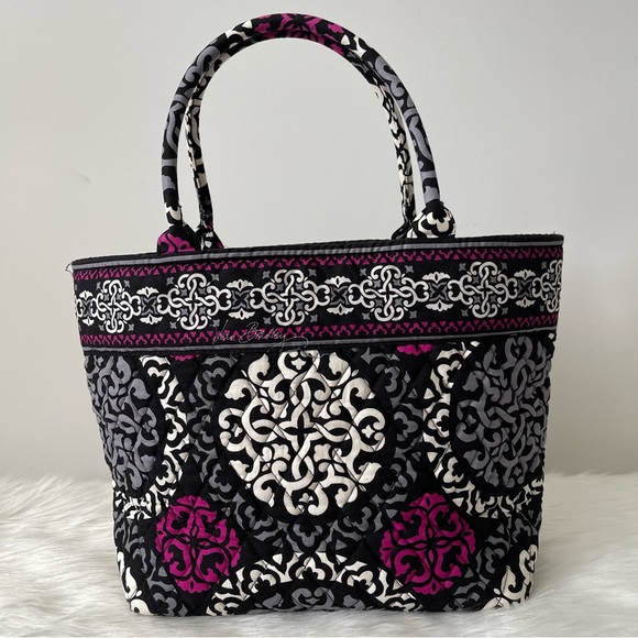 Vera Bradley Medium Tote in Canterberry Magenta Quilted - Picture 2 of 10